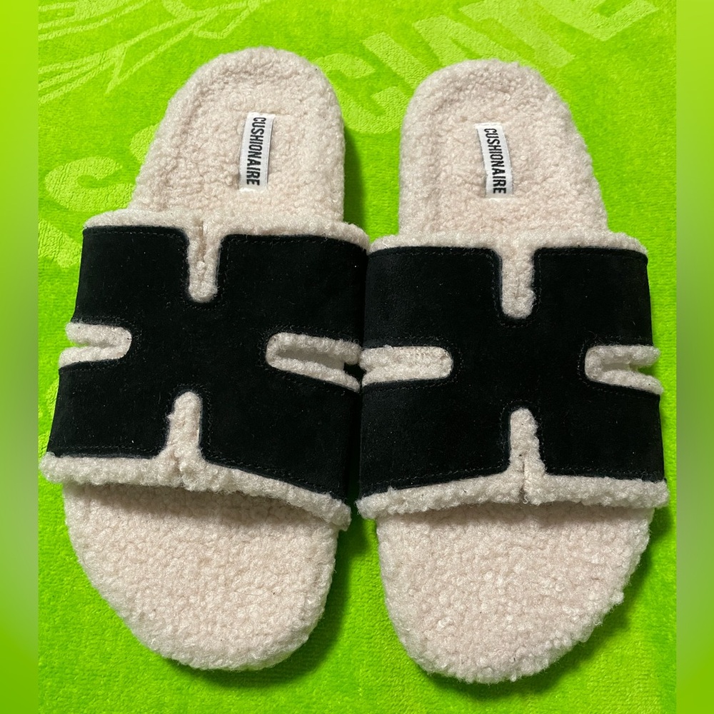 CUSHIONAIRE Black suede Faux Shearling slippers Sz.11